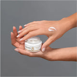 8 SILK EFFECT FACE SCRUB